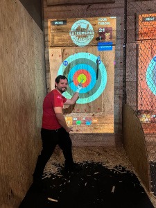 From Bull’s Eye to Pro: A Guide to Axe Throwing